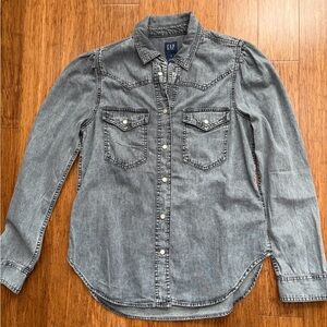 GAP Charcoal Denim Western Shirt. Size Small. Never worn. smoke free home.